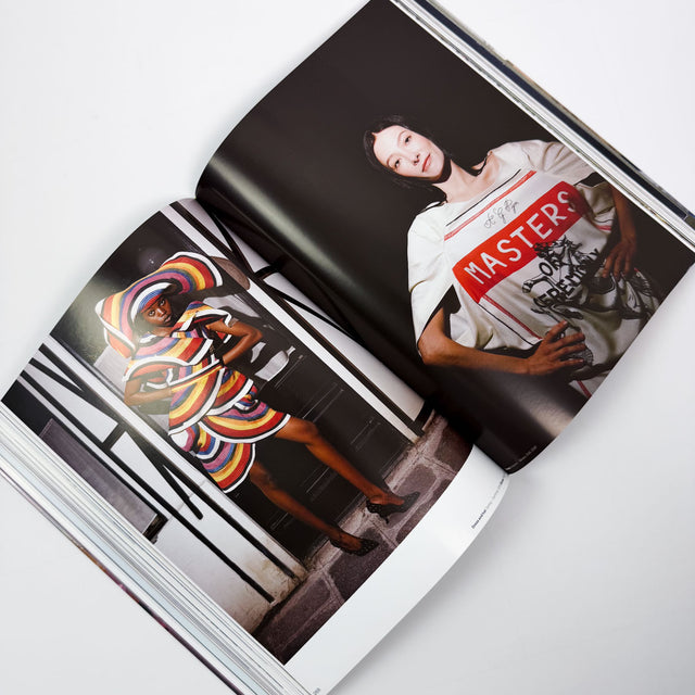 Novembre Magazine Issue 18