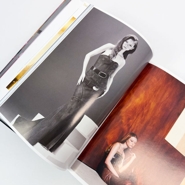 Novembre Magazine Issue 18