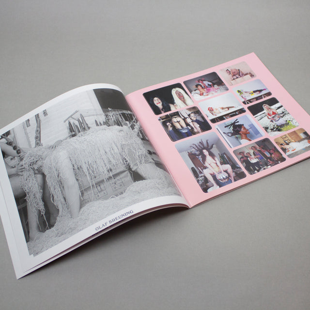 Aversive Adhesives – Photo-Stickerbook