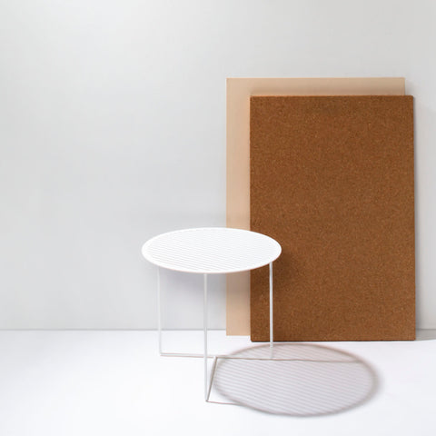  Grid 01 Side Table – White – buy at GUDBERG NERGER Shop