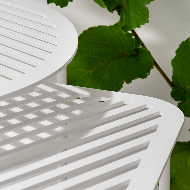 Grid 01 Side Table – White – buy at GUDBERG NERGER Shop