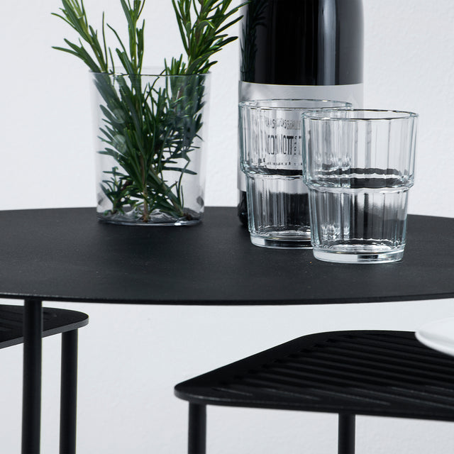 Solid 01 Side Table – Black – buy at GUDBERG NERGER Shop